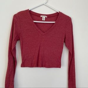 Red cropped long sleeve - size medium